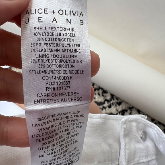 Alice + Olivia Beautiful High Rise Bell jeans, white, Size 25 N60 - Picture 11 of 11